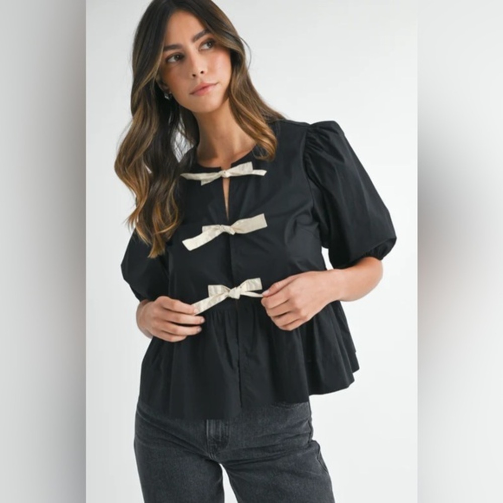 NWOT Mable Puff Sleeve Contrast Tie Top Small Black $60 Aritzia vibes